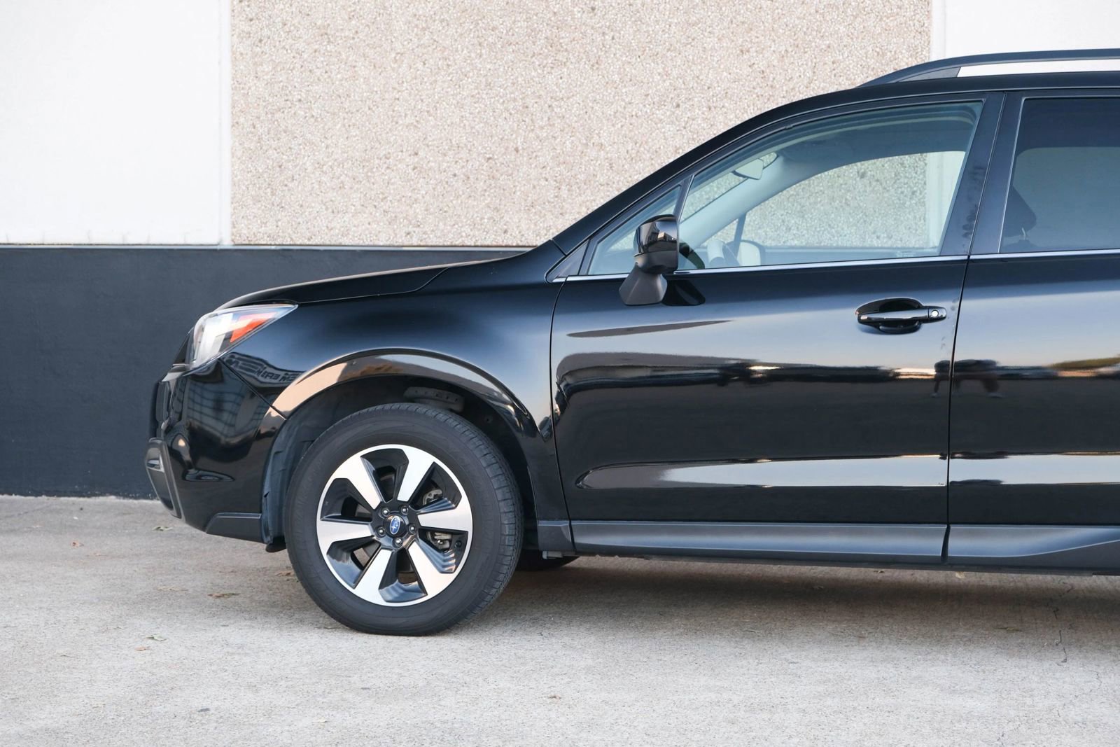 Used 2017 Subaru Forester 2.5i Limited w/ Popular Package #2 image 7