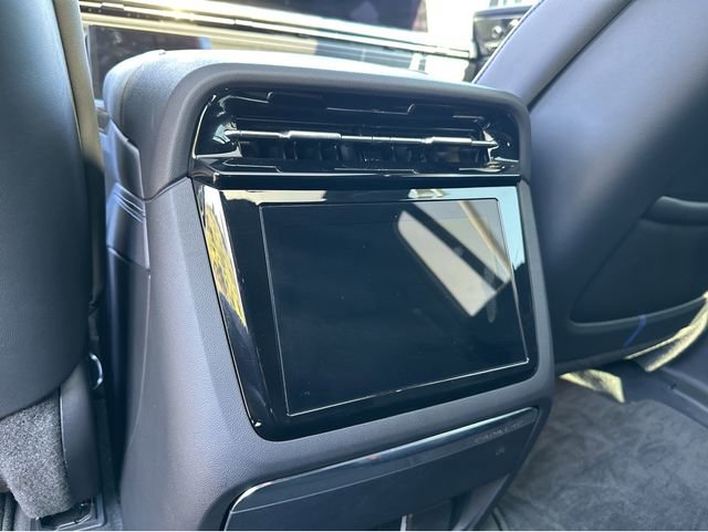 Used 2026 Cadillac Escalade IQL Sport 1 AWD/4WD image 8