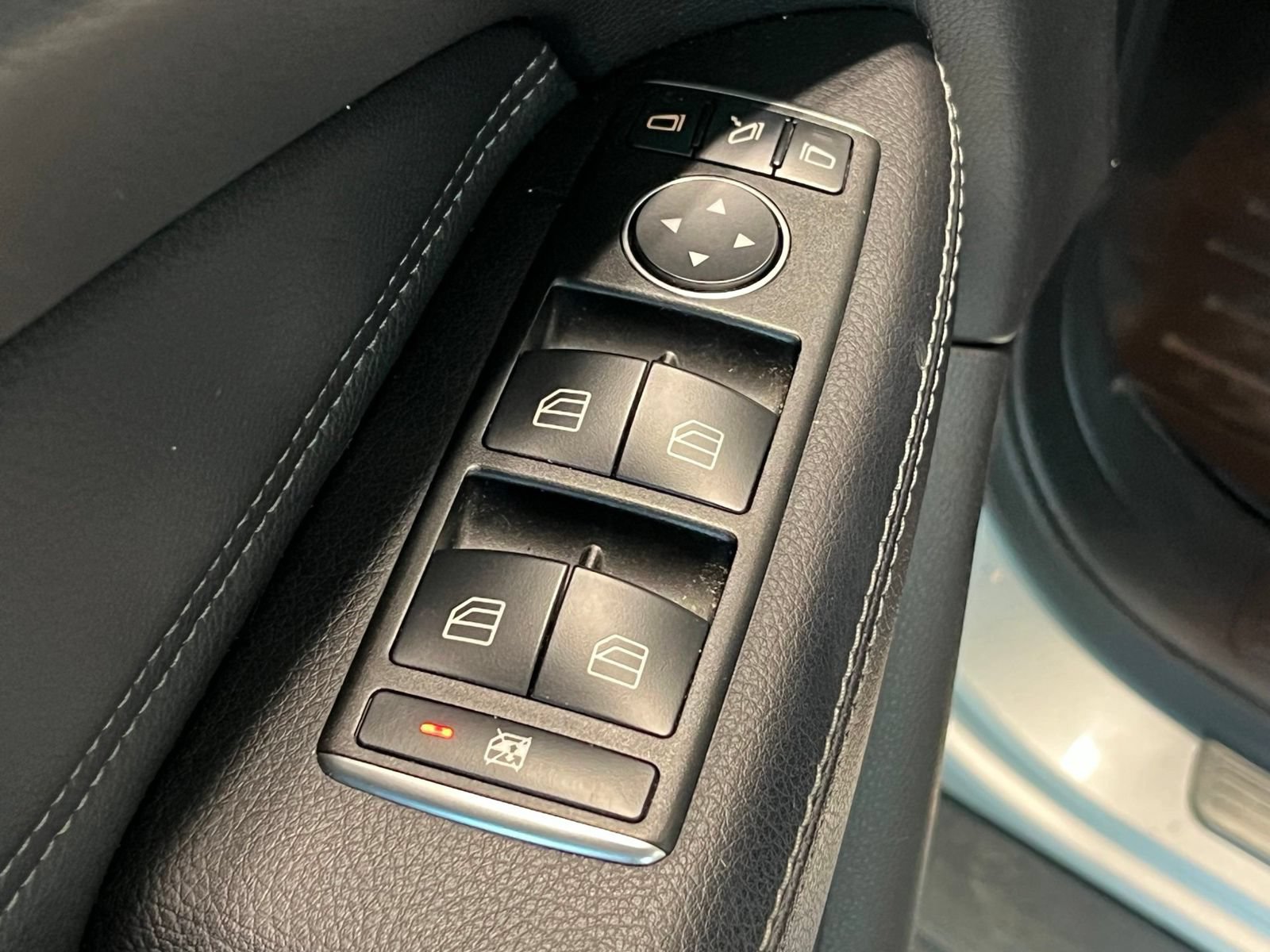 Used 2019 Mercedes-Benz GLS 450 4MATIC image 36