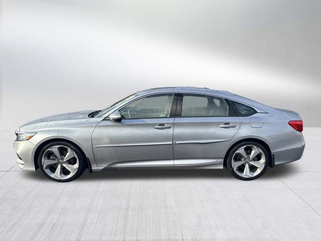Used 2018 Honda Accord Touring image 9