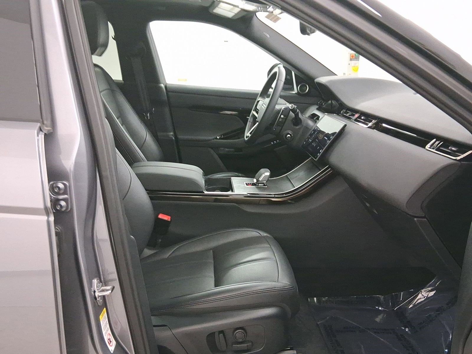 Used 2025 Land Rover Range Rover Evoque S image 32