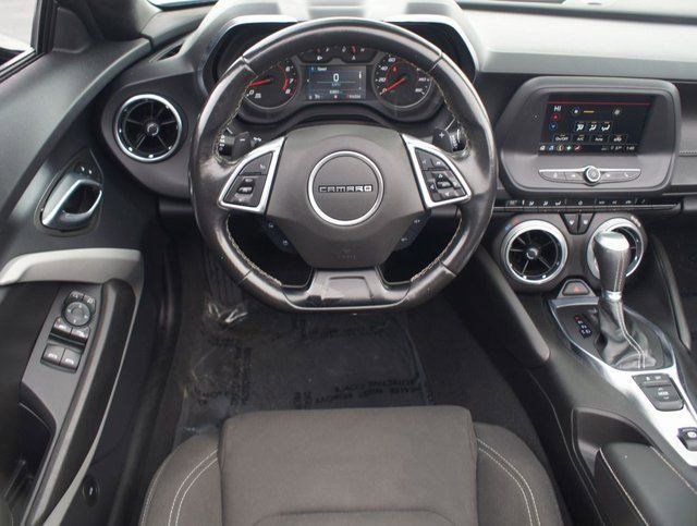 Used 2023 Chevrolet Camaro LT image 5