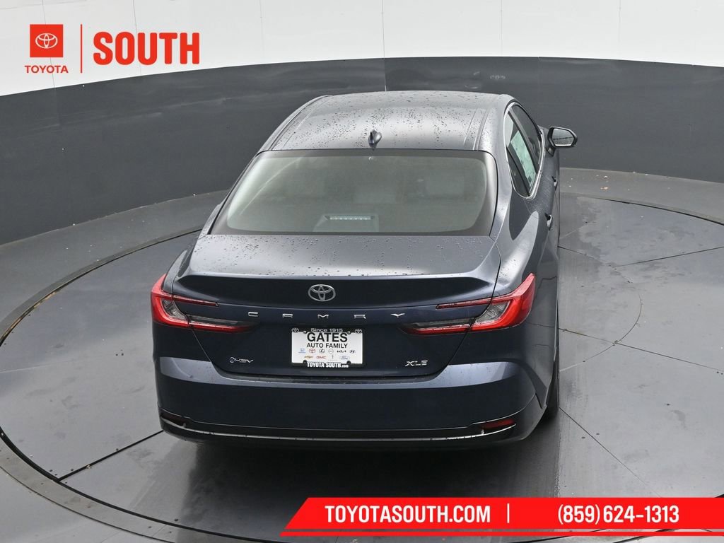 Used 2026 Toyota Camry XLE image 39