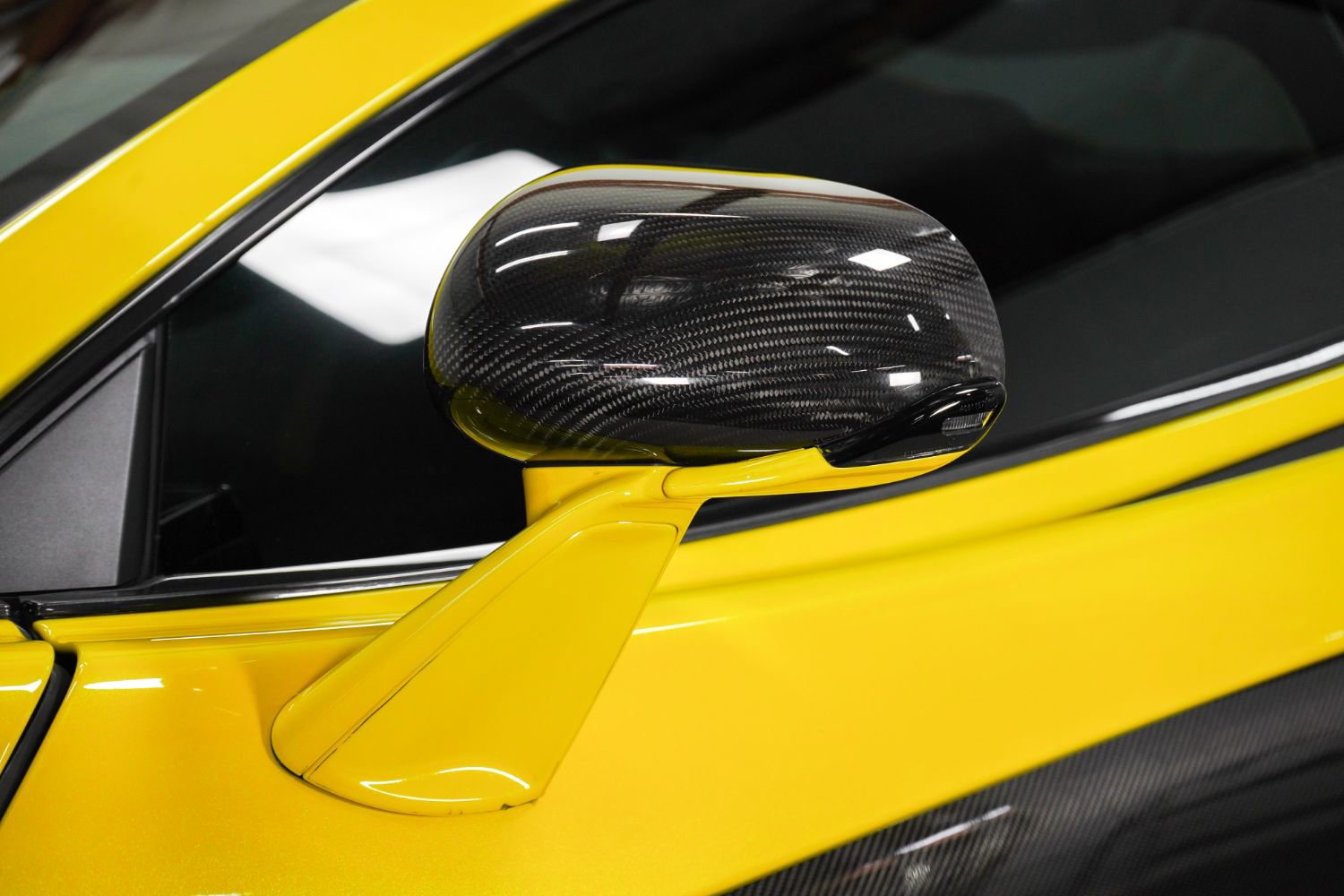 Used 2019 McLaren 600LT image 18