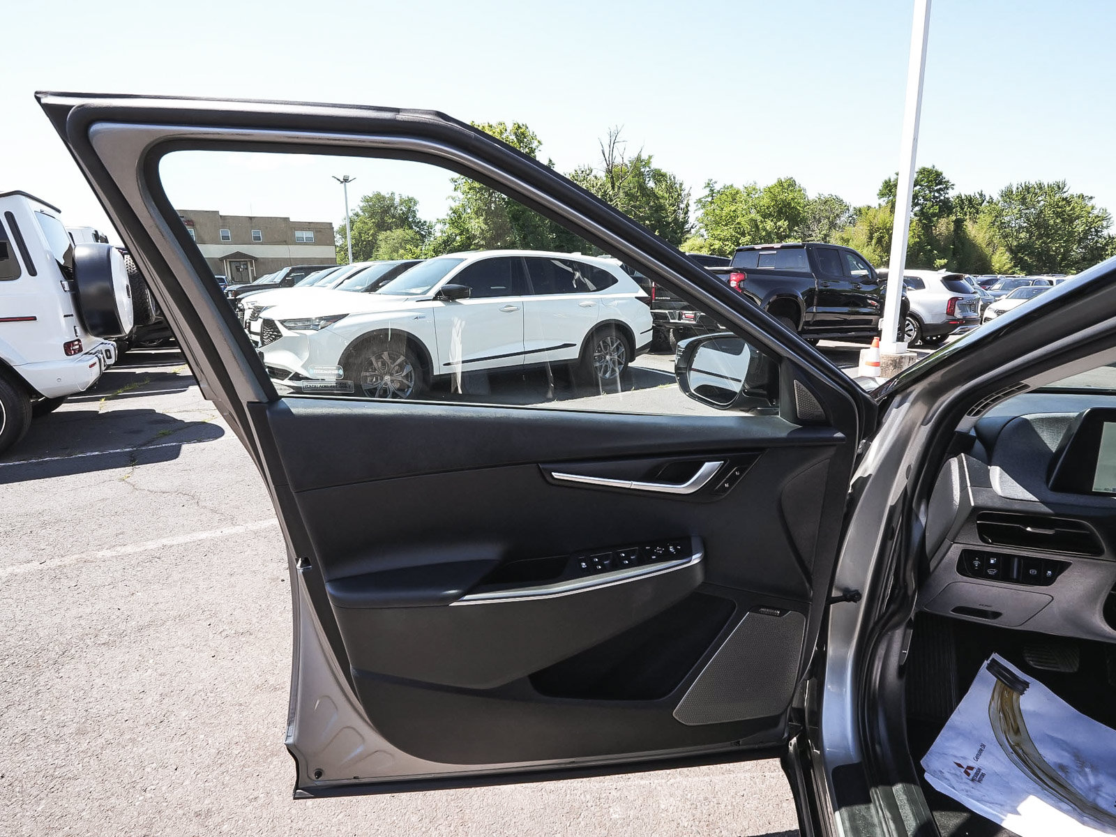 Used 2023 Kia EV6 Wind w/ Wind Technology Package AWD/4WD image 9