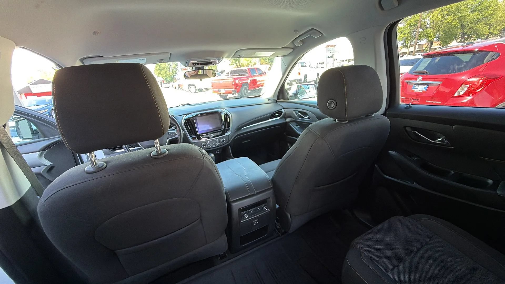 Used 2019 Chevrolet Traverse LT w/ LPO, Floor Liner Package AWD/4WD image 21