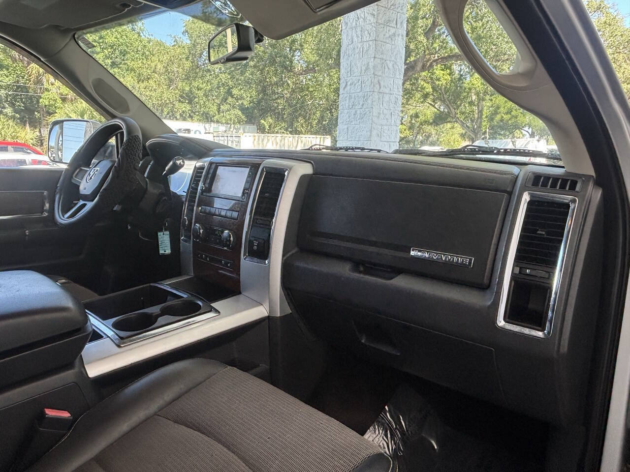 Used 2011 RAM 3500 Laramie AWD/4WD image 23