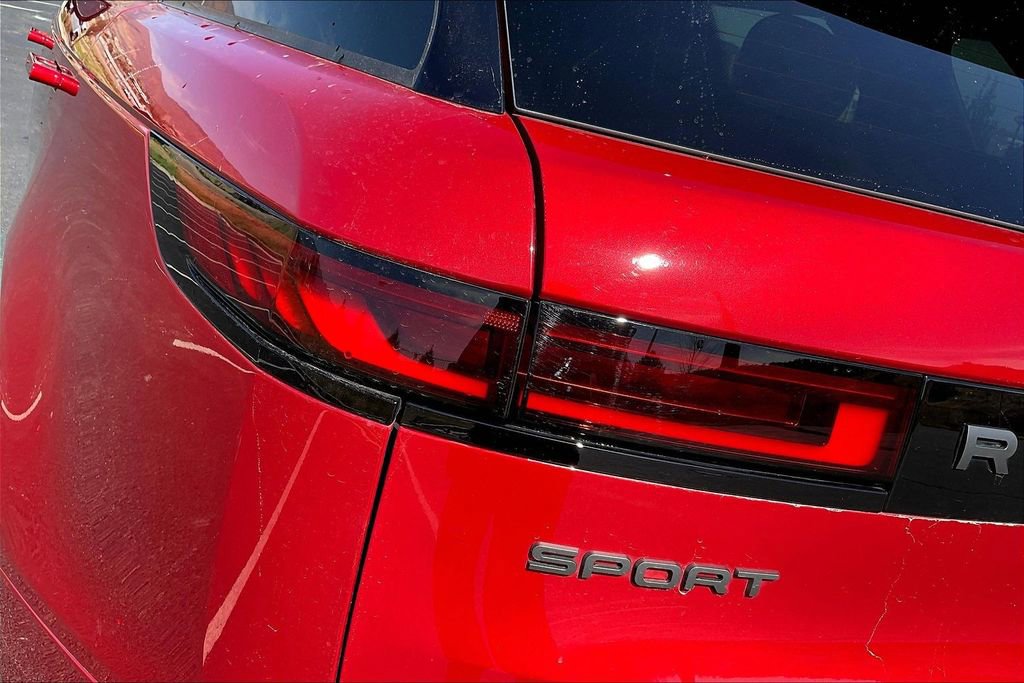 Used 2023 Land Rover Range Rover Sport SE image 23