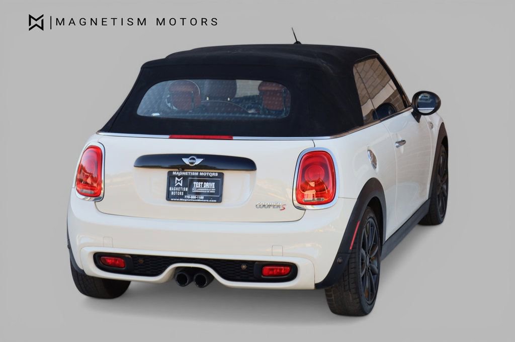 Used 2017 MINI Cooper S image 12