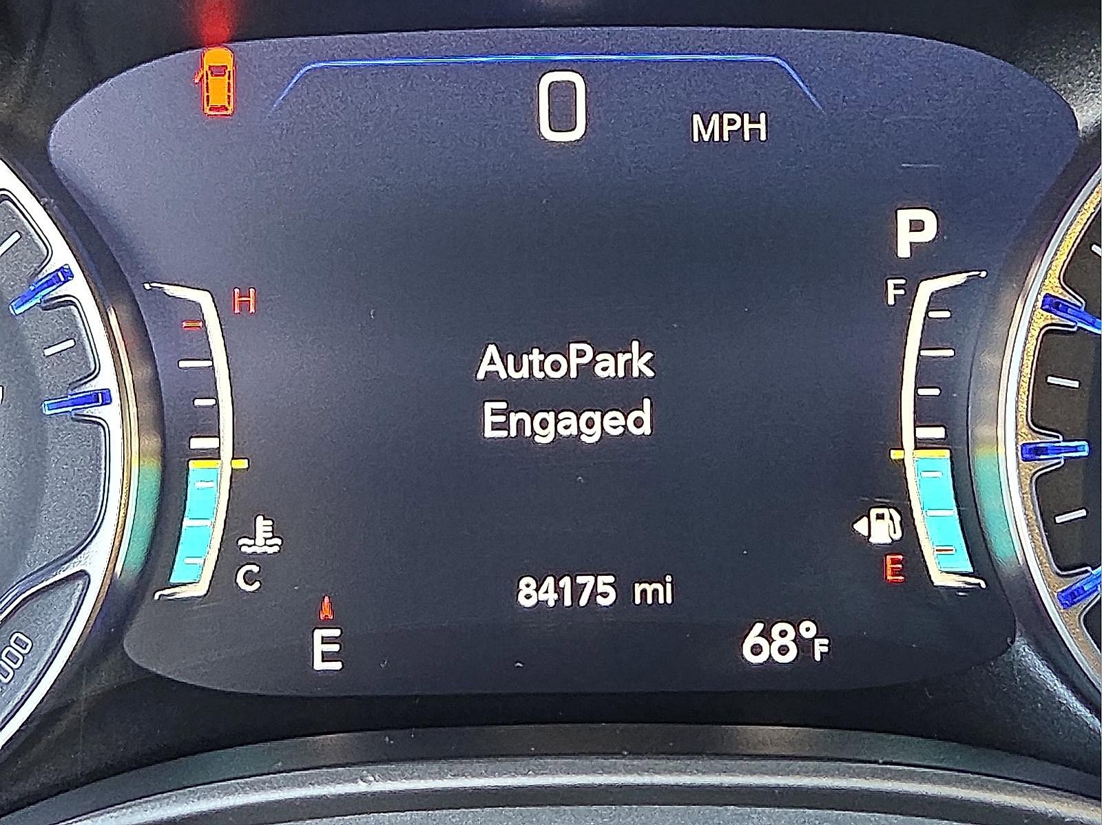 Used 2022 Chrysler Pacifica Touring image 23