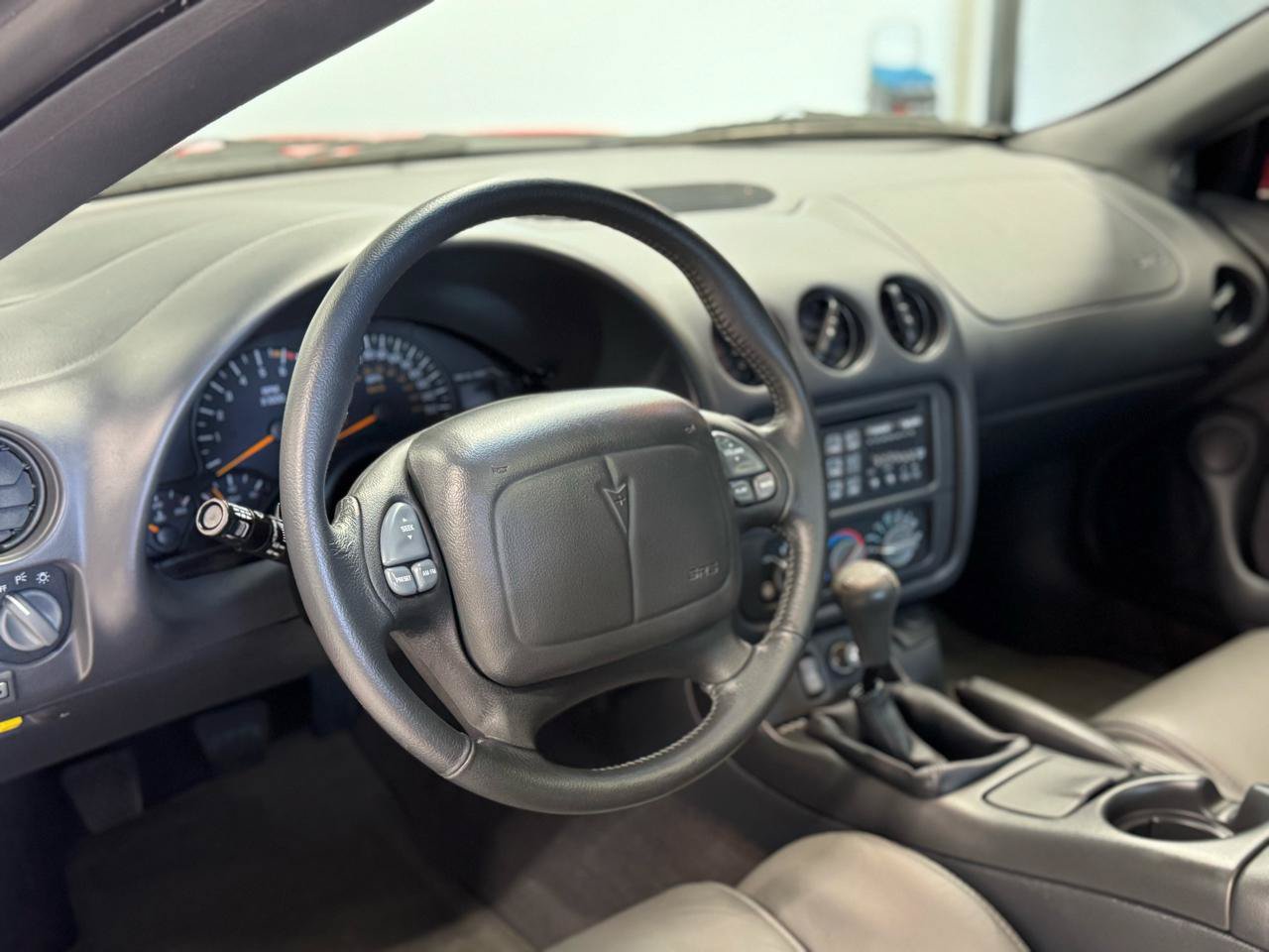 Used 1999 Pontiac Firebird Formula RWD image 39