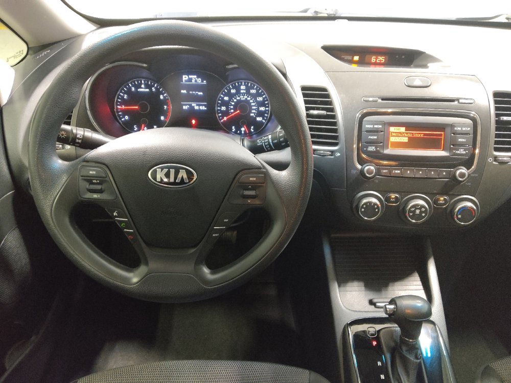 Used 2017 Kia Forte LX image 22