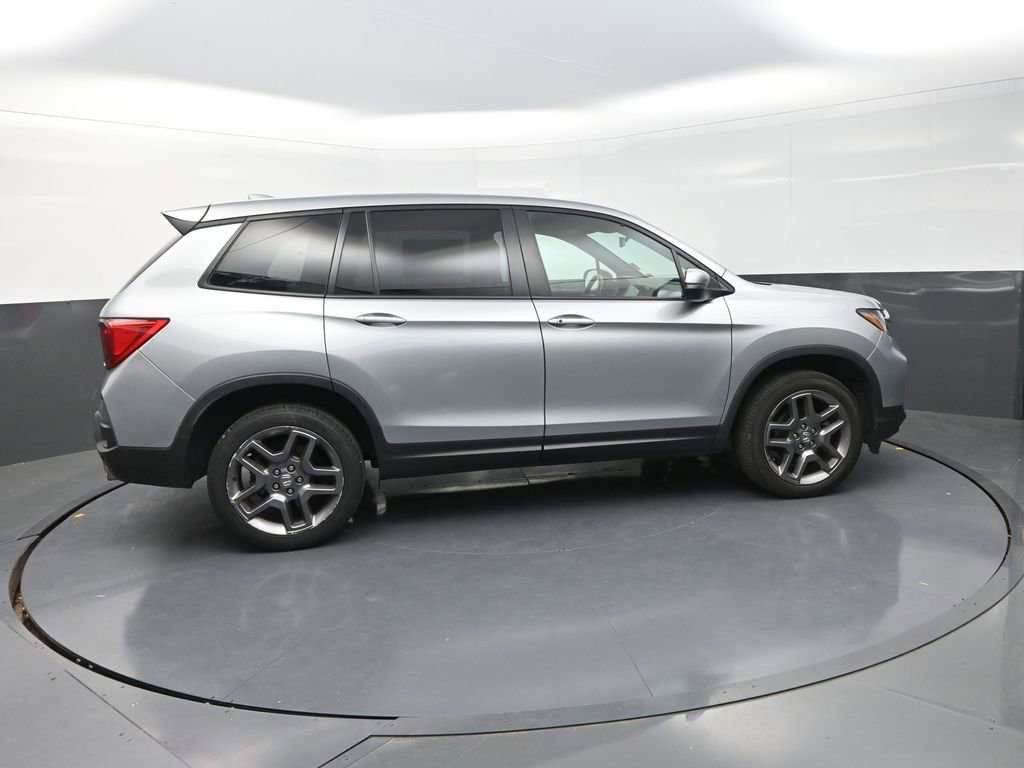 Used 2023 Honda Passport EX-L image 12