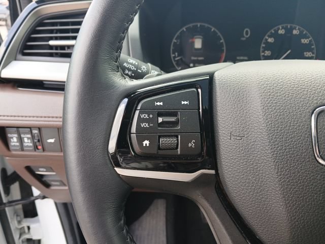 Certified 2025 Honda Odyssey Touring image 19