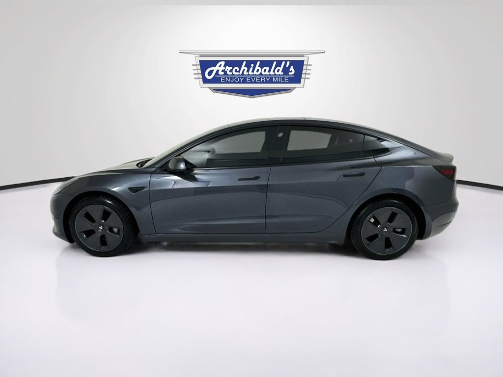 Used 2022 Tesla Model 3 Long Range AWD/4WD image 4