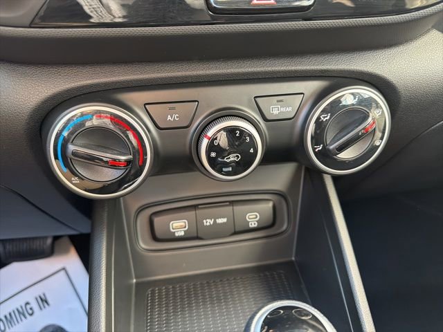 Used 2026 Hyundai Venue SE image 25