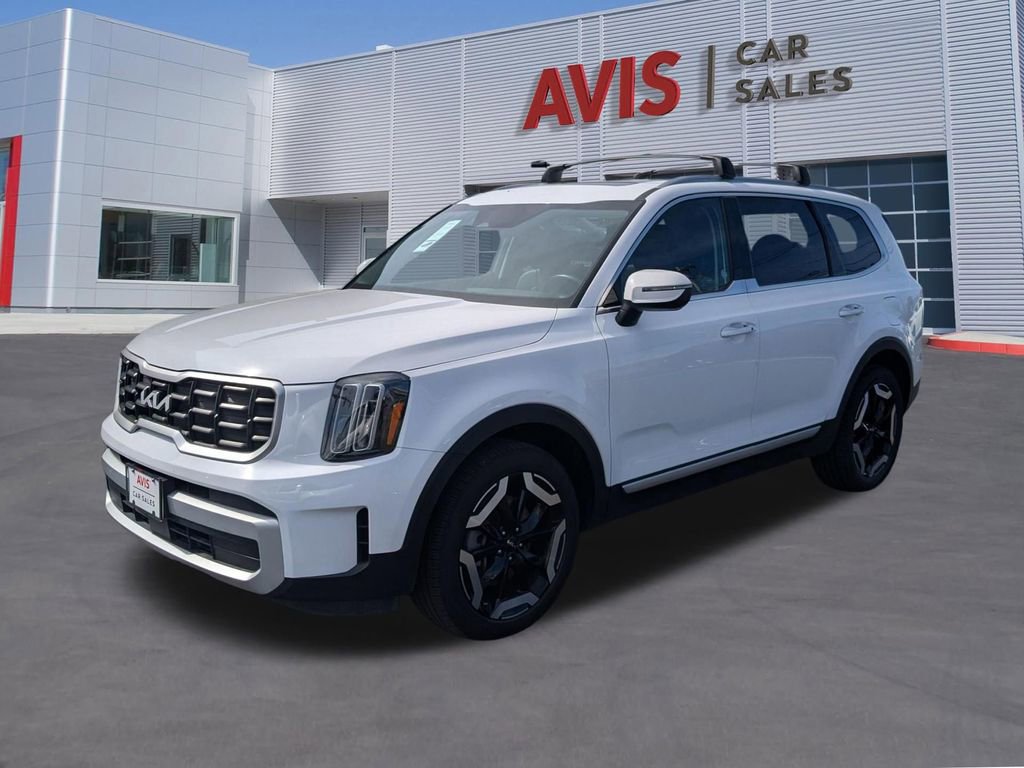 Used 2025 Kia Telluride S image 1