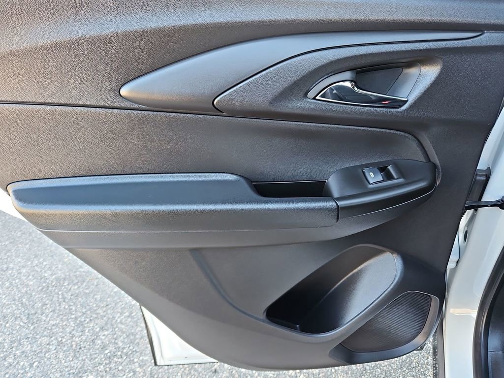 Used 2026 Chevrolet TrailBlazer RS w/ Convenience Package image 29