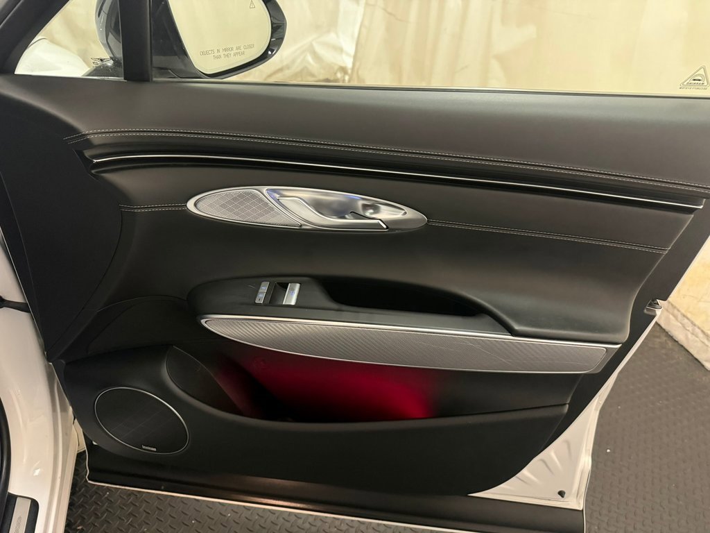 Certified 2022 Genesis GV70 2.5T w/ Sport Prestige Package image 30