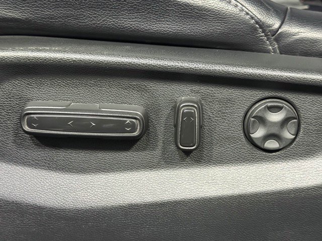 Used 2018 Honda CR-V Touring image 29