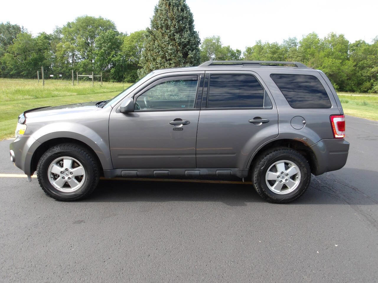 Used 2012 Ford Escape XLT AWD/4WD image 8