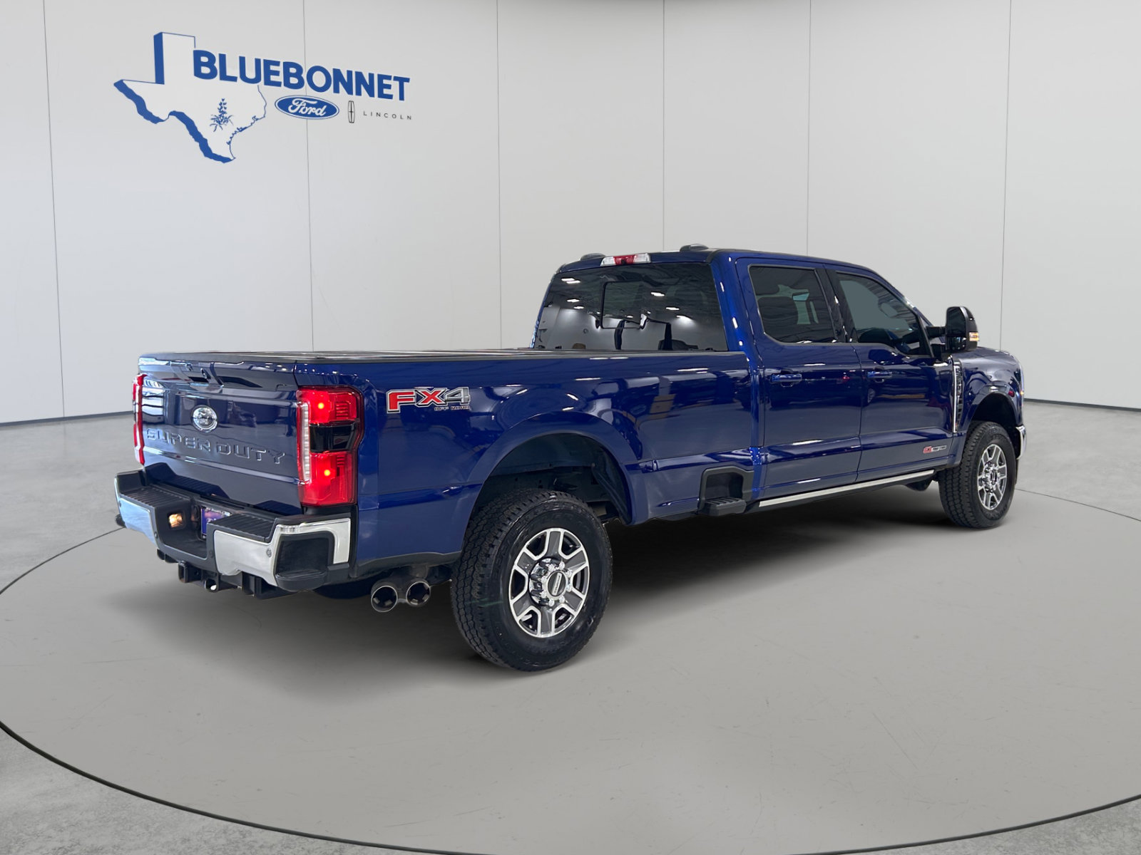 Used 2026 Ford F350 Lariat w/ Lariat Ultimate Package AWD/4WD image 5