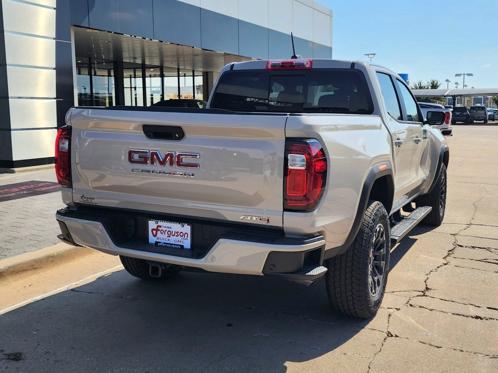 New 2026 GMC Canyon AT4 image 4