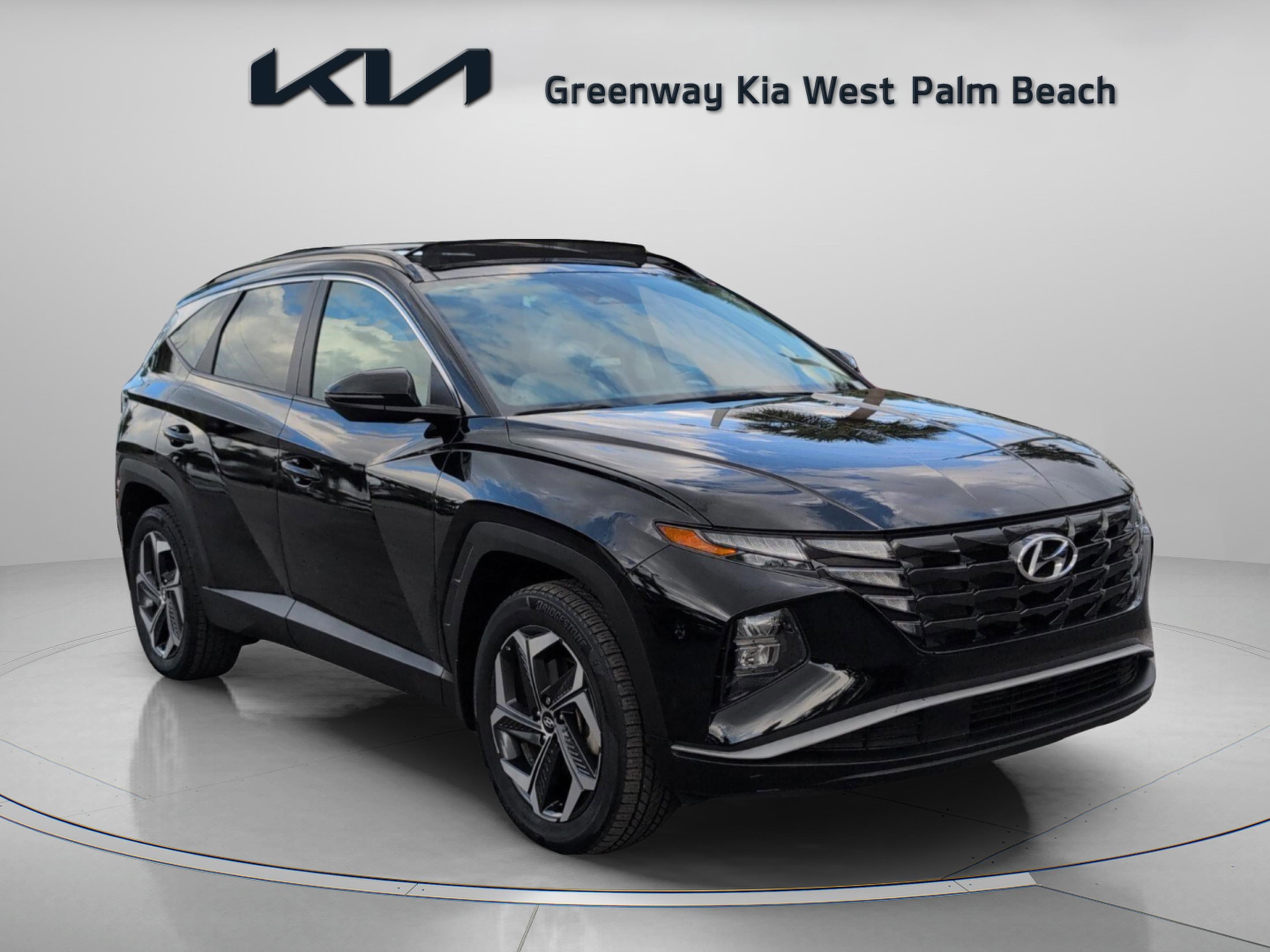 Used 2023 Hyundai Tucson SEL image 2