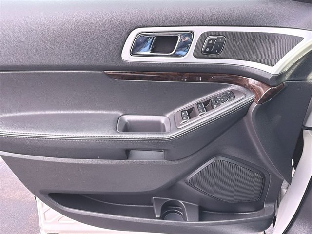 Used 2014 Ford Explorer Limited w/ Equipment Group 301A image 23