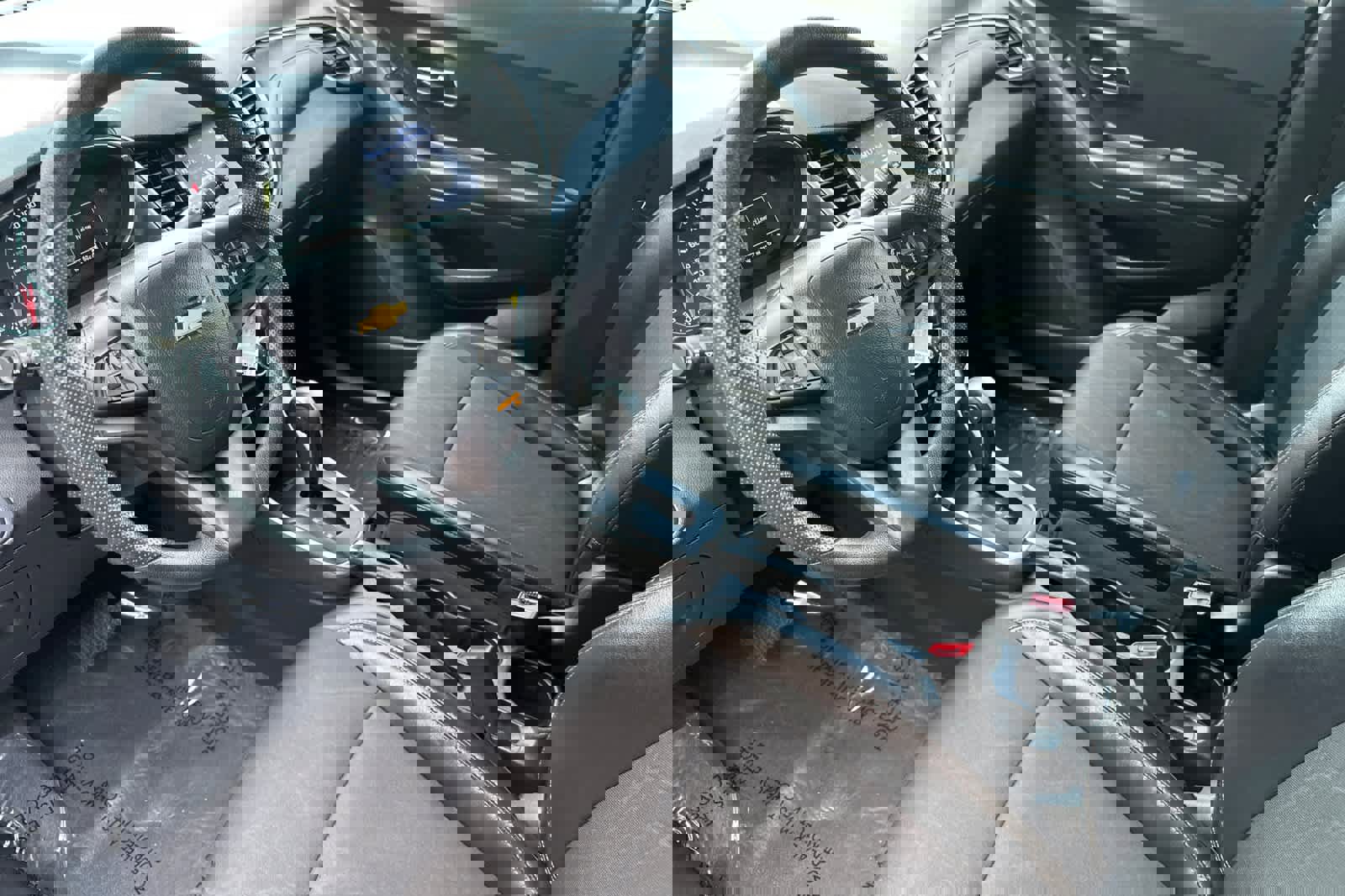 Used 2021 Chevrolet Trax LT image 11