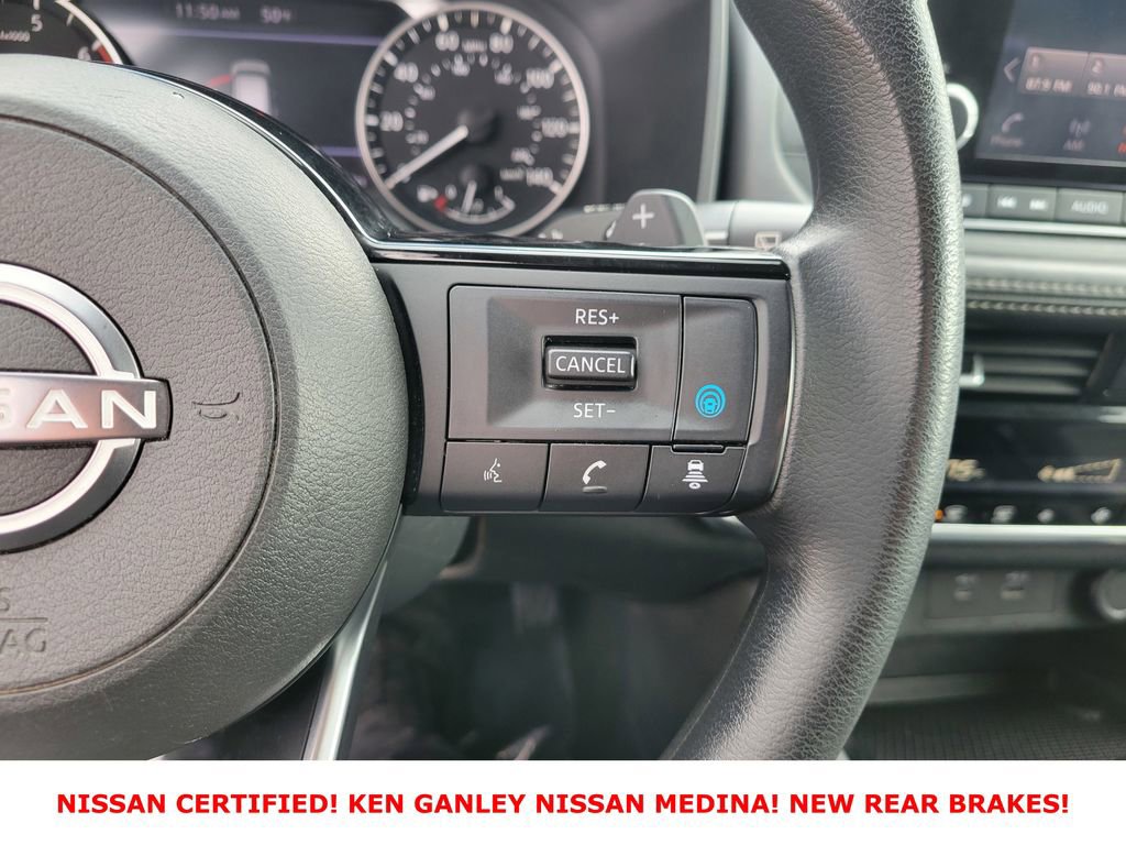 Certified 2023 Nissan Rogue SV image 31