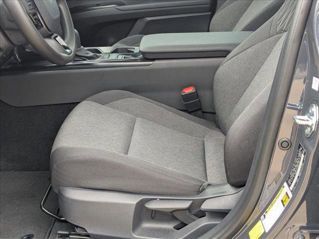 Used 2026 Toyota Camry LE FWD image 16