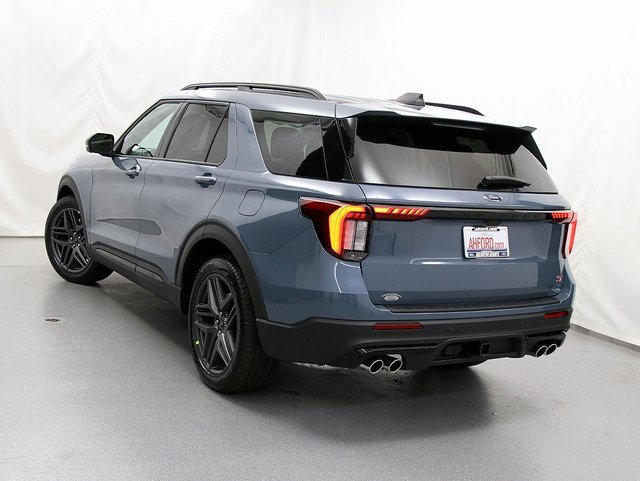 New 2026 Ford Explorer ST image 8