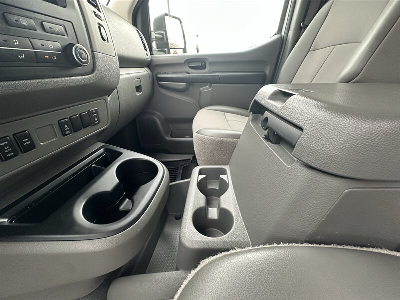 Used 2019 Nissan NV 3500 SL w/ Navigation Package RWD image 30
