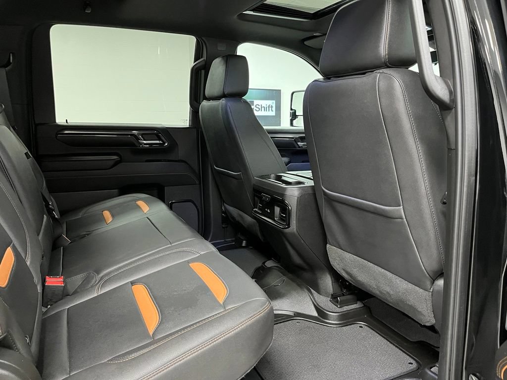 Used 2024 GMC Sierra 3500 AT4 w/ Technology Package AWD/4WD image 48