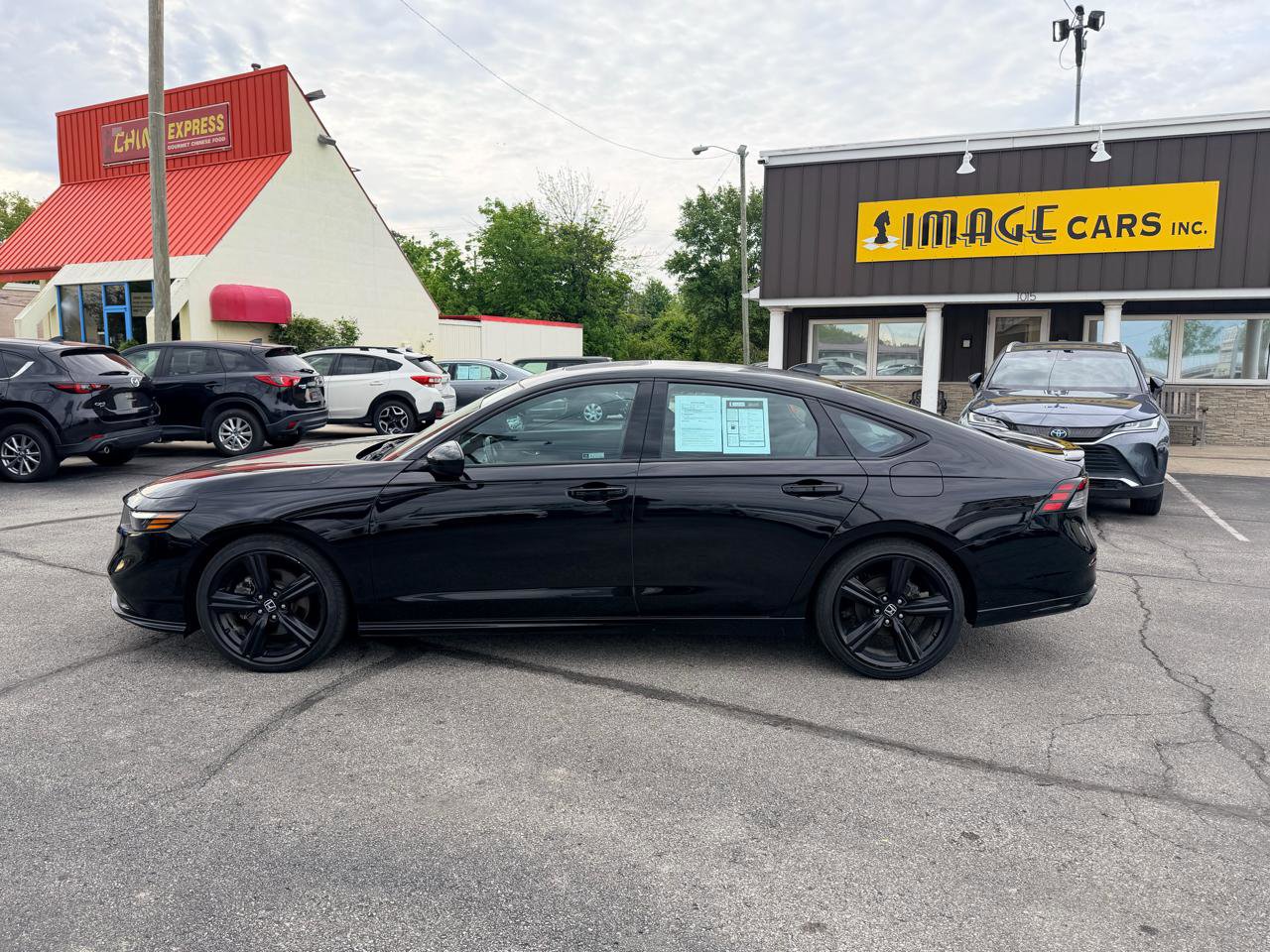 Used 2024 Honda Accord Sport image 12