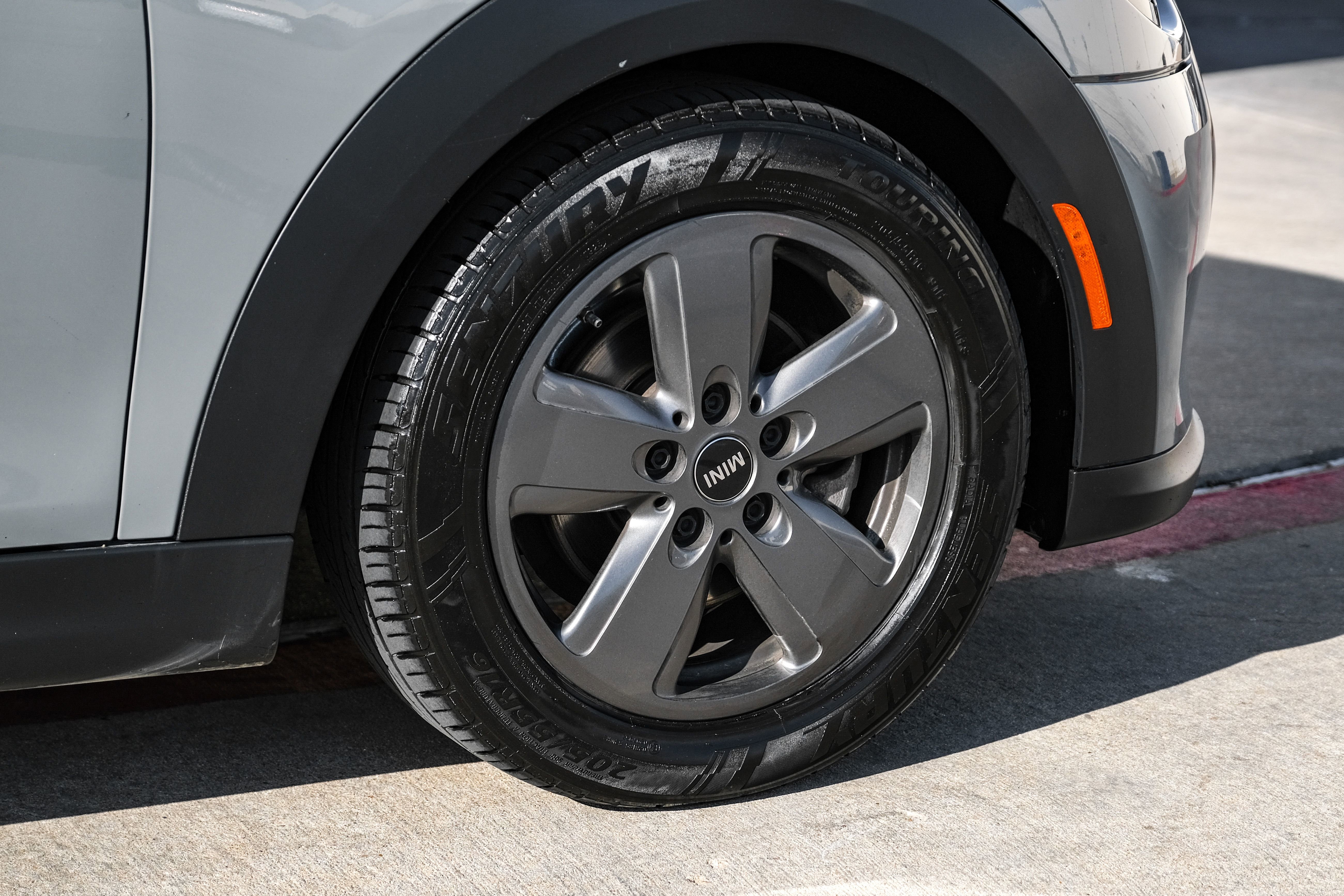 Used 2022 MINI Cooper 4-Door Hardtop w/ Signature Upholstery Package image 50