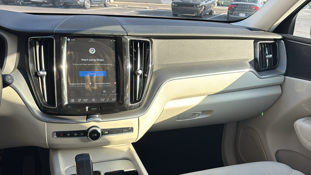 Certified 2024 Volvo XC60 B5 Core w/ Protection Package Premier AWD/4WD image 8