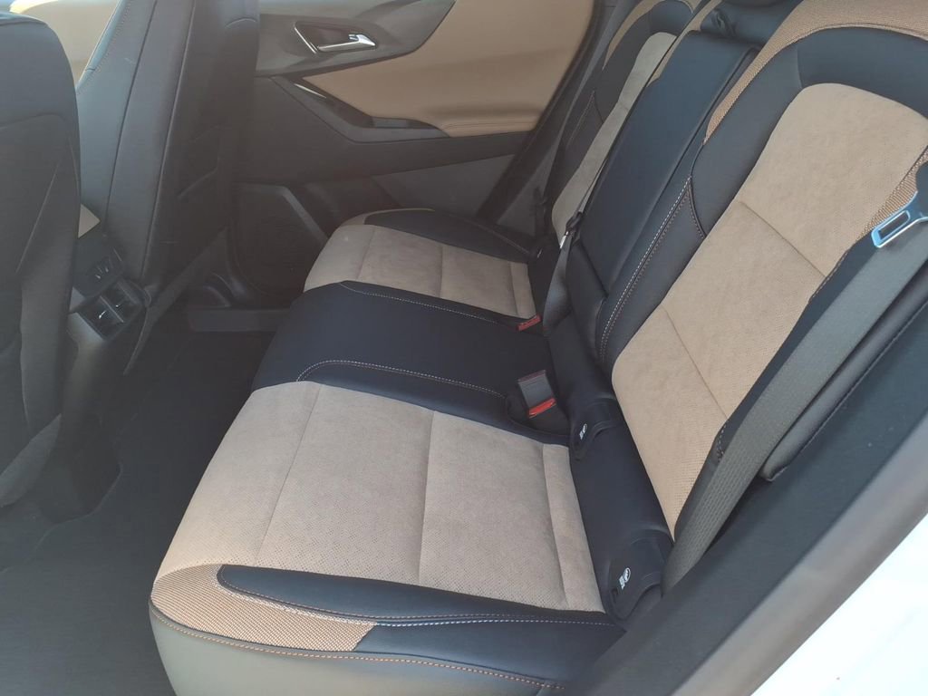 New 2026 Chevrolet Equinox ACTIV w/ Convenience Package III image 14