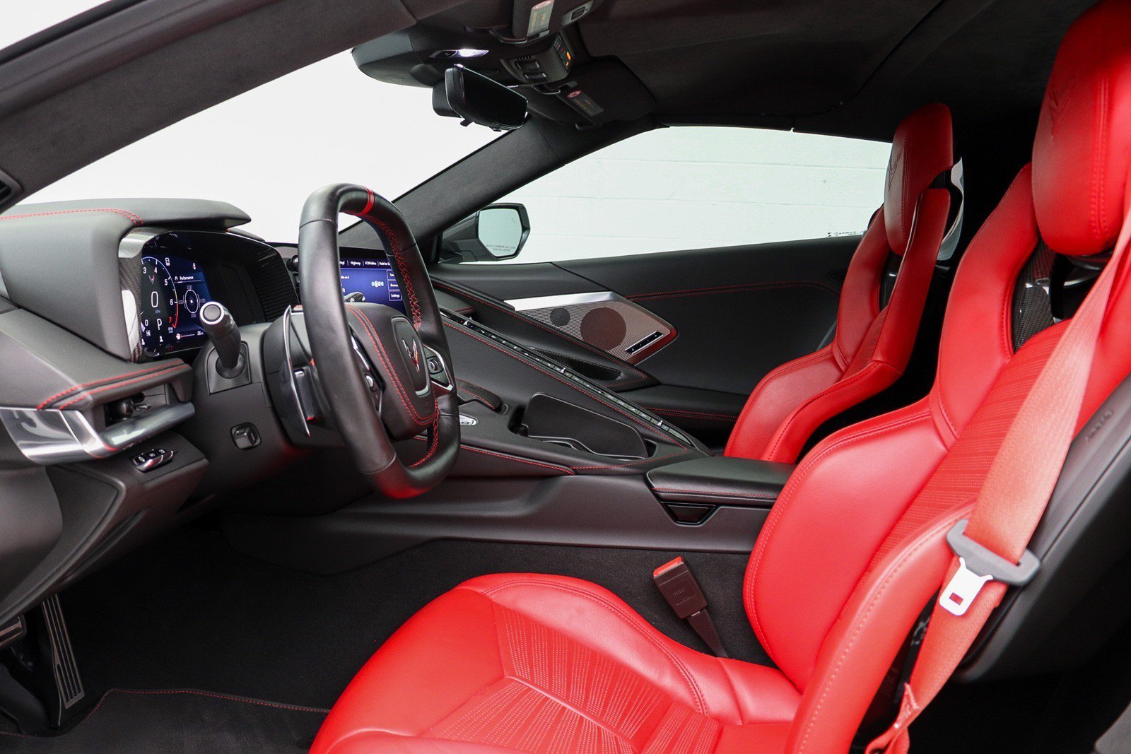 Used 2021 Chevrolet Corvette Stingray Premium Conv w/ Z51 Performance Package RWD image 29