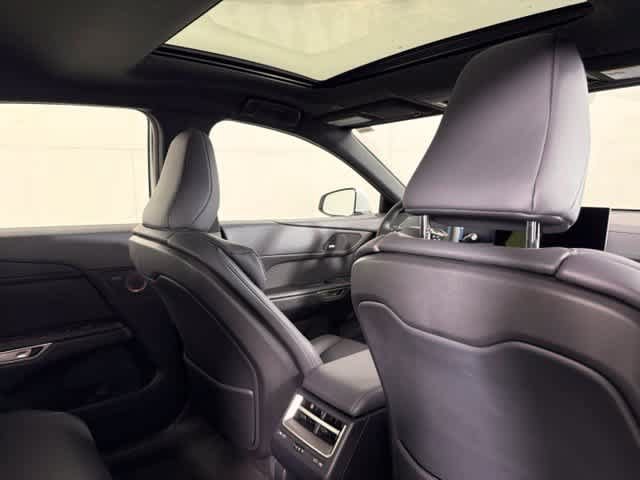 New 2026 Lexus ES 350h FWD image 29