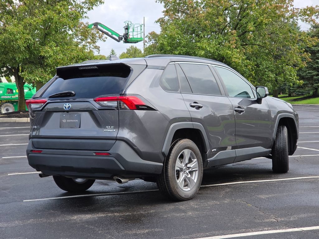 Used 2023 Toyota RAV4 XLE AWD/4WD image 22