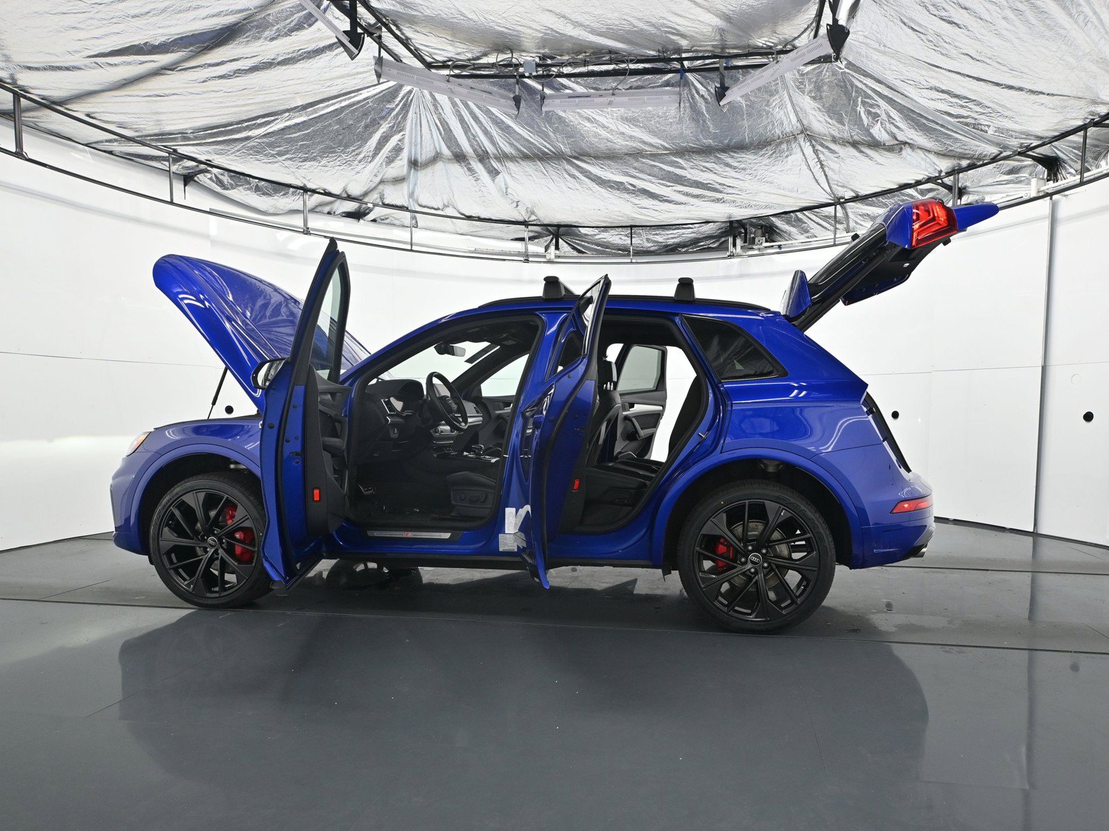 Used 2024 Audi SQ5 Prestige AWD/4WD image 39