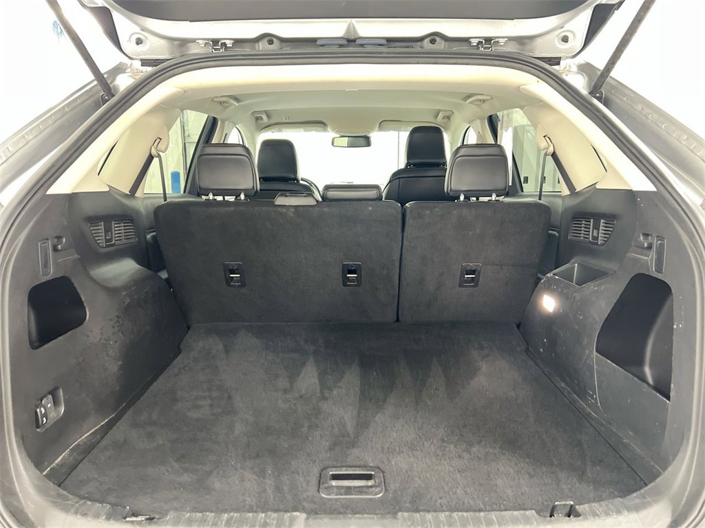 Used 2023 Ford Edge SEL image 23