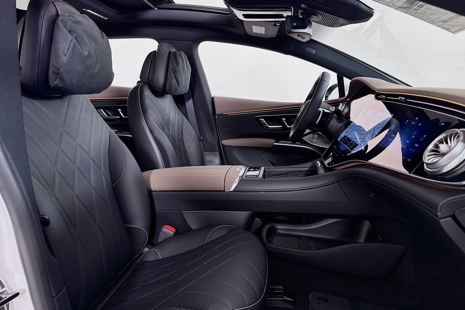 New 2026 Mercedes-Benz EQS 580 4MATIC Sedan image 6