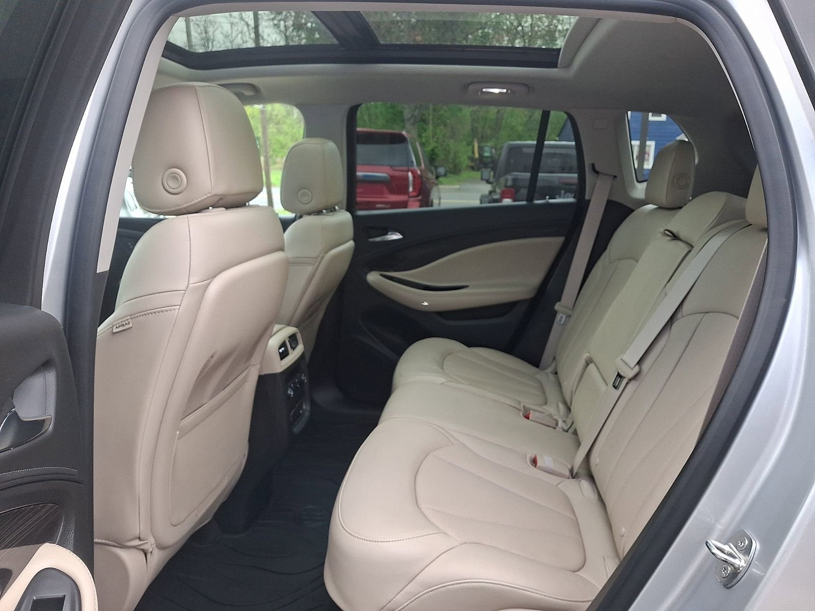 Used 2019 Buick Envision Premium AWD/4WD image 10