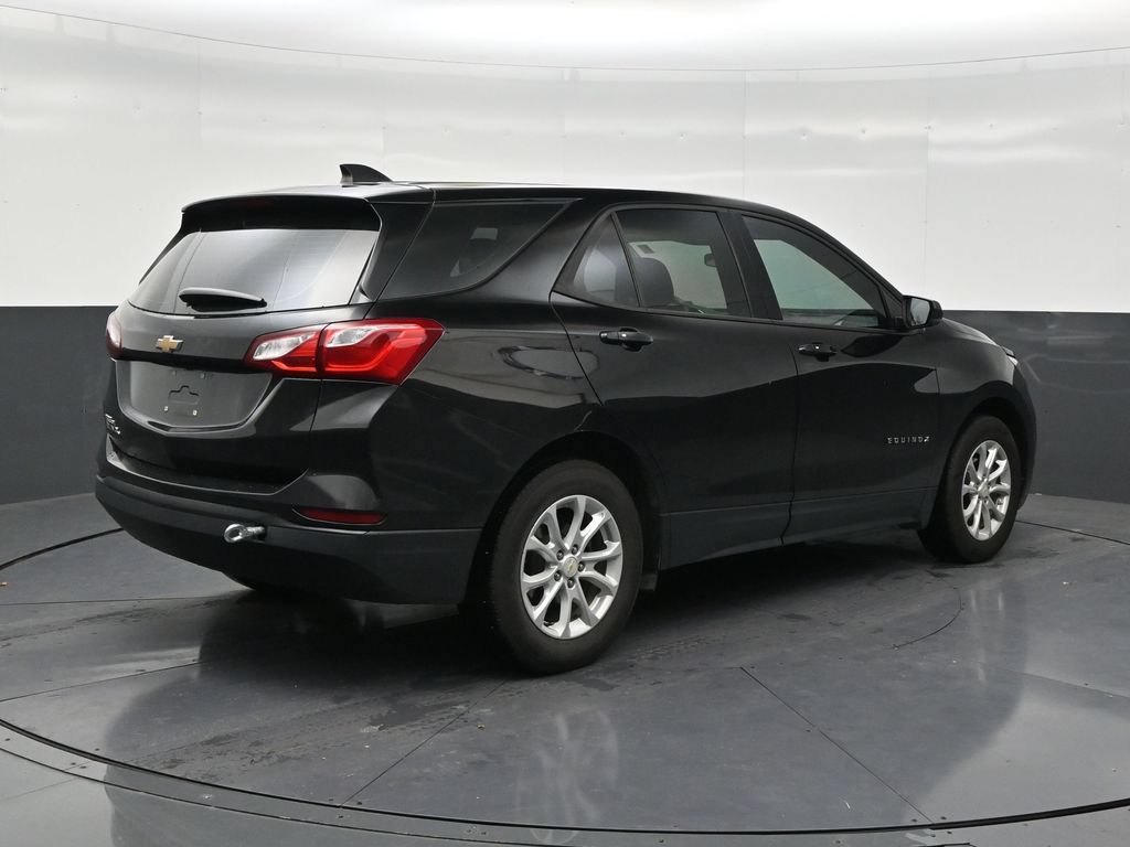 Used 2019 Chevrolet Equinox LS FWD image 5