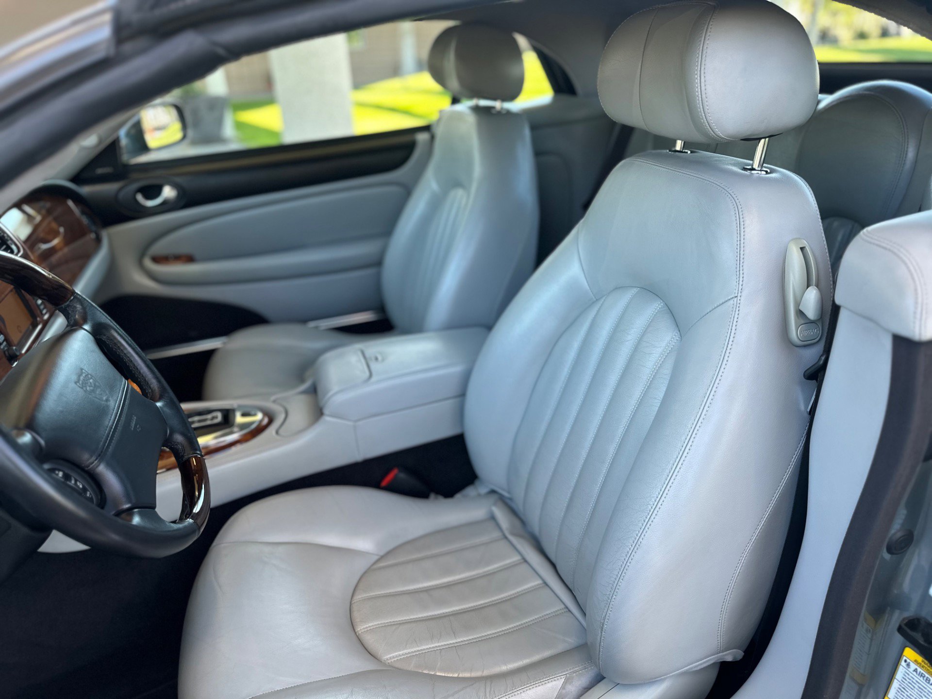 Used 2003 Jaguar XK8 Convertible image 40