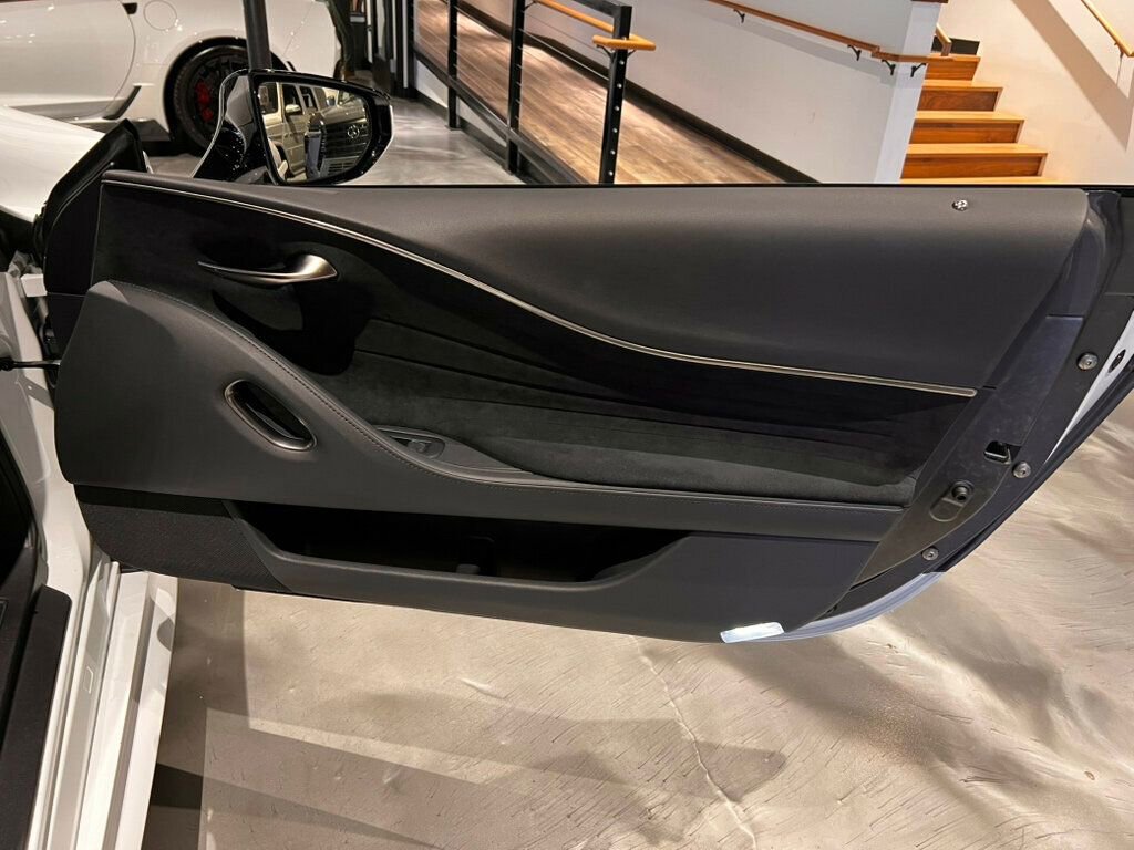Used 2018 Lexus LC 500 Coupe w/ Sport Package image 25