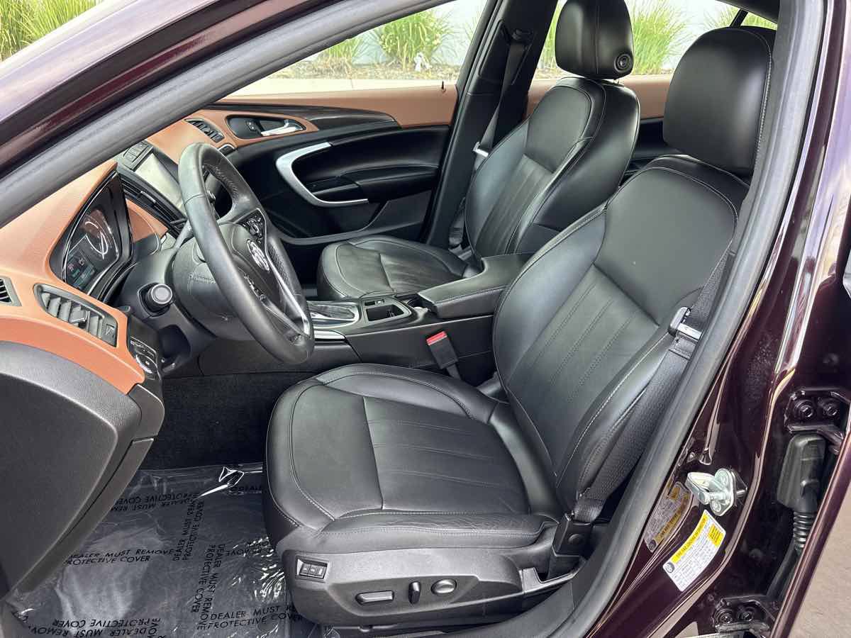 Used 2017 Buick Regal Premium w/ Driver Confidence Package #1 FWD image 19
